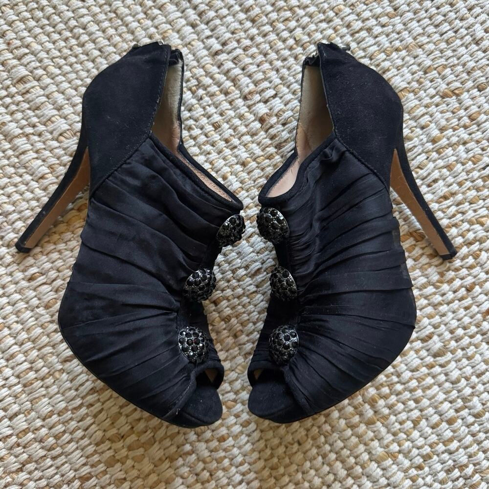 Betsey Johnson Black Ruched Chiffon Peep Toe Booties Crystal Button Heels Sz 8